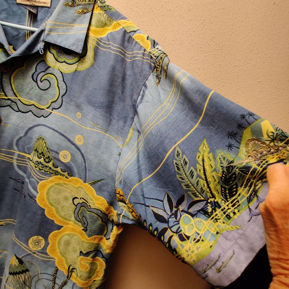 Blue and Green Graphic Short Sleeve tommy Bahama Silk Shirt Size Large - Picture 6 of 11